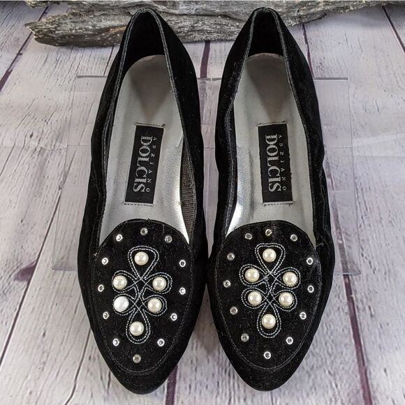 Adriano Dolcis "Dancer" Pearl Embellished Flats - Picture 2 of 9